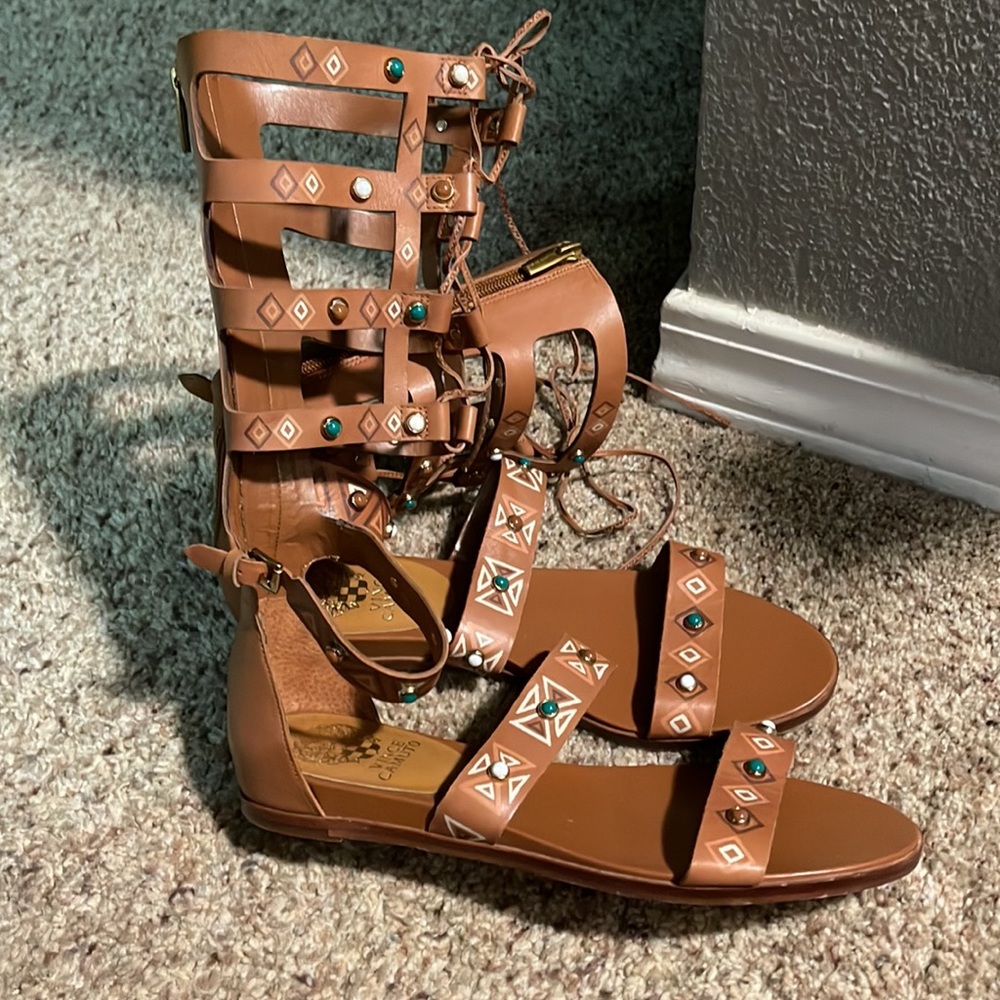 Sandals - Picture 3 of 4